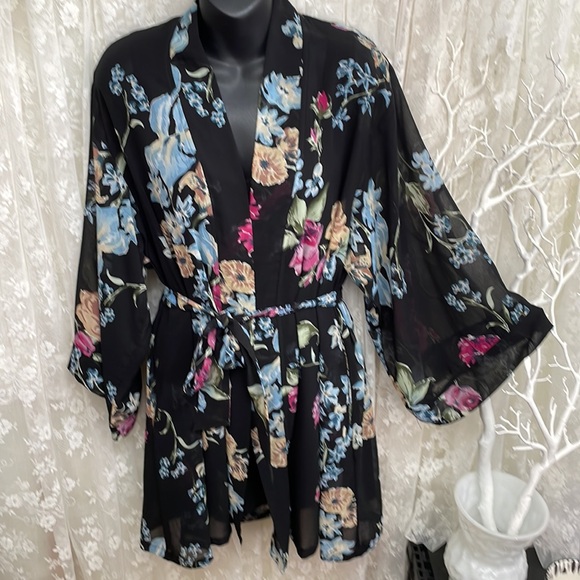 Special Collaboration with Rachael Zoe Kimono Robe Duster - Picture 2 of 7